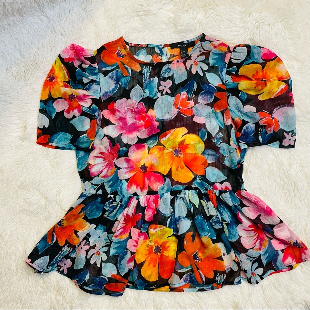 Peplum Floral Top by Forever 21 Size Small